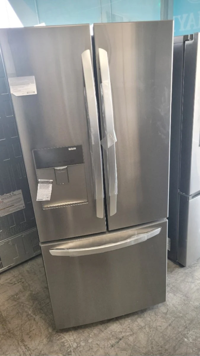 LRFWS2200S - REFRIGERATORS - LG - French 3-Door - Stainless Steel - Open Box - Image 2