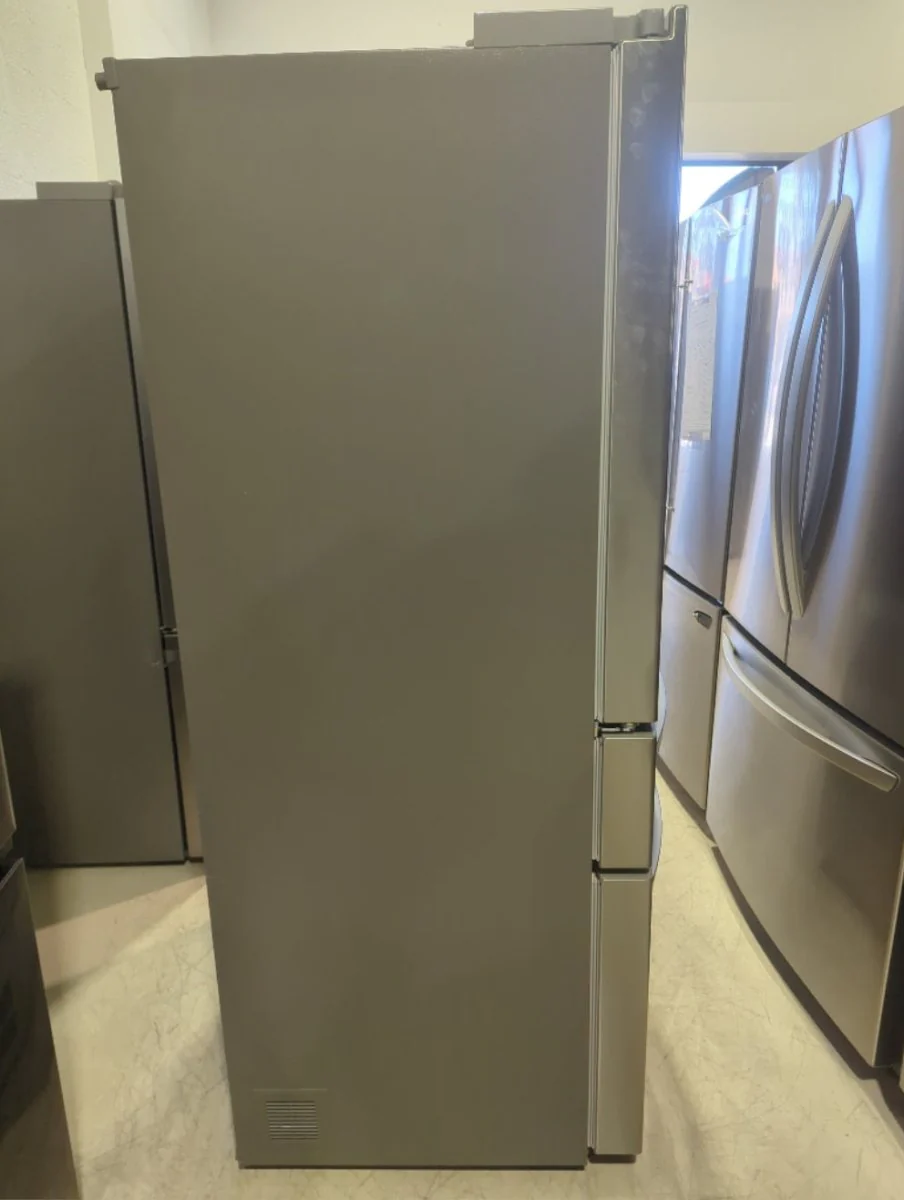 LRMVC2306S - REFRIGERATORS - LG - French 4-Door - Stainless Steel - Open Box - Image 3