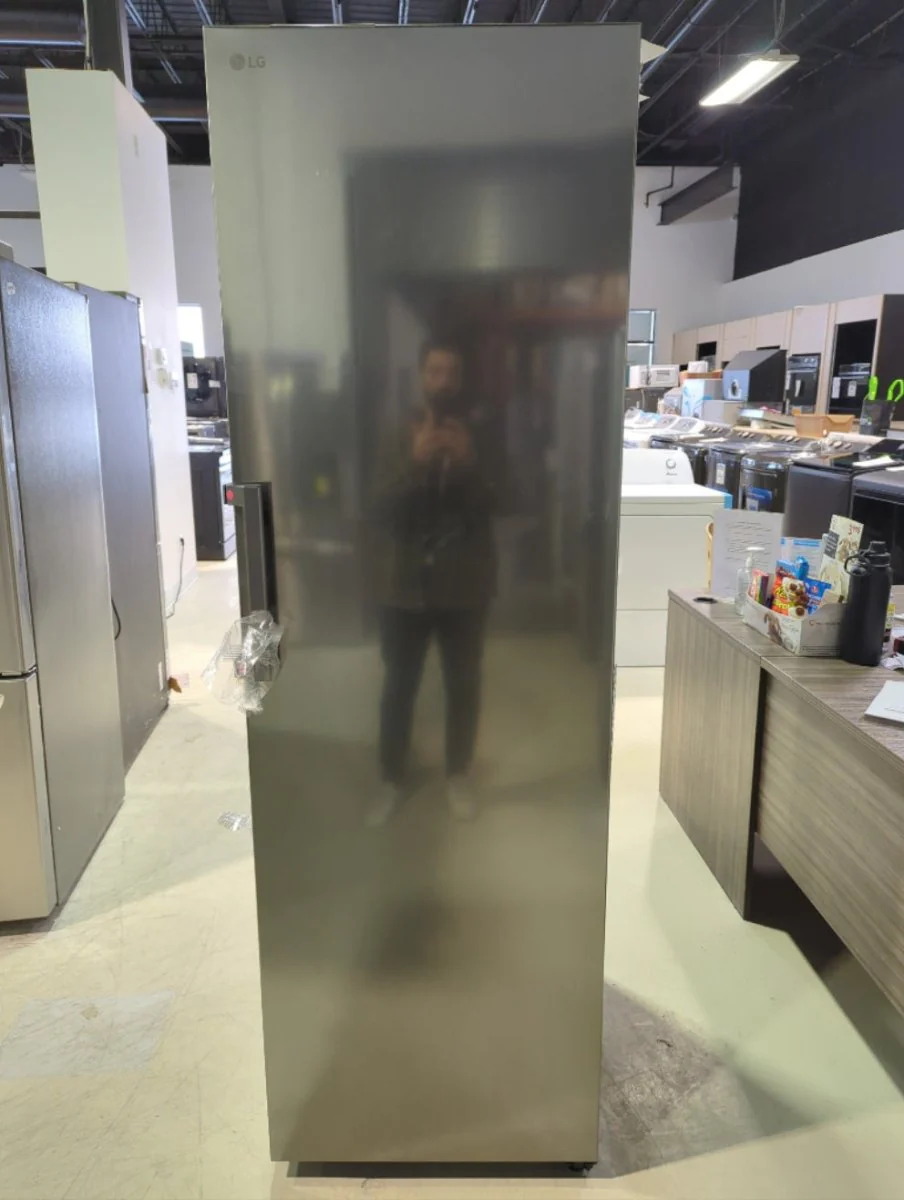 LRONC1404V - REFRIGERATORS - LG - All Refrigerator - Stainless Steel - Open Box - Image 2