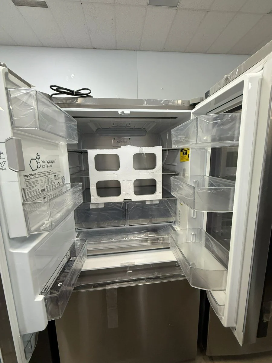 LRYKS3106S - REFRIGERATORS - LG - French 3-Door - Stainless Steel - Open Box - Image 5