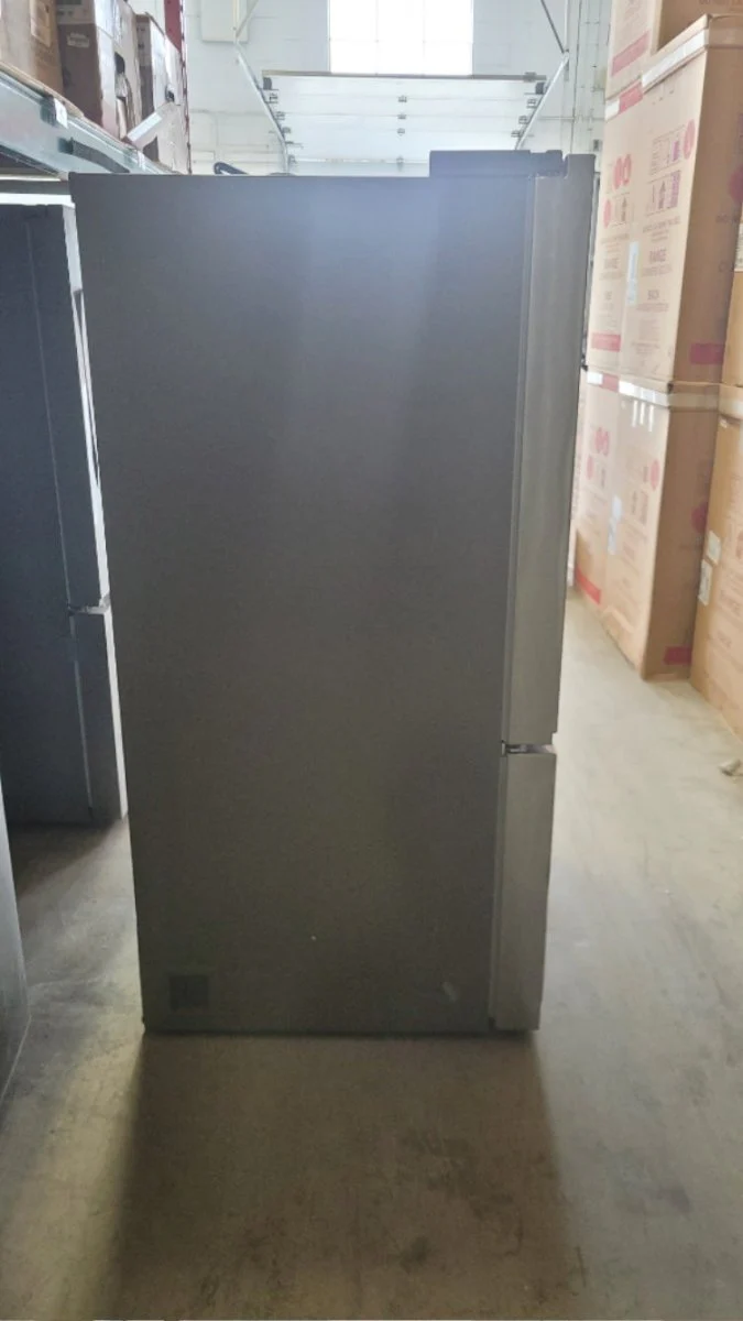 LRYXS3106S - REFRIGERATORS - LG - French 3-Door - Stainless Steel - Open Box - Image 3