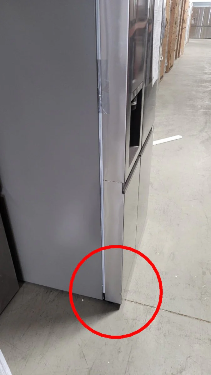 LS29S3230V - REFRIGERATORS - LG - Side by side - Platinum - Open Box - Image 3