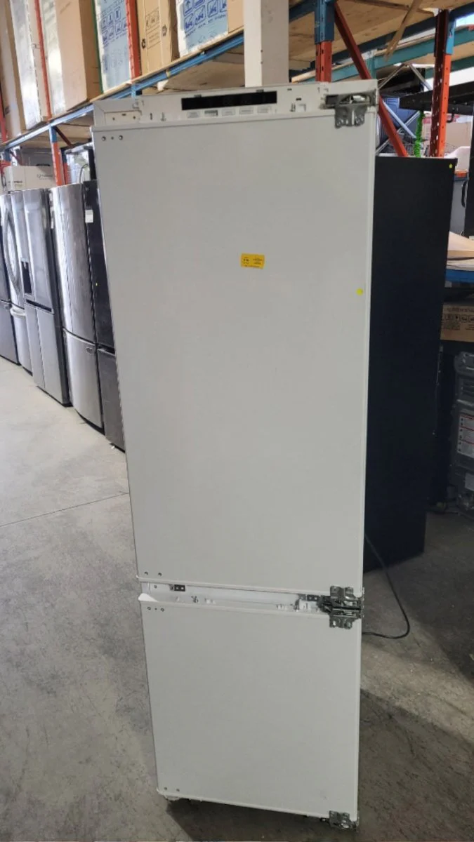LSBNC1021P - REFRIGERATORS - LG - Bottom Freezer - Panel Ready - Open Box - Image 4