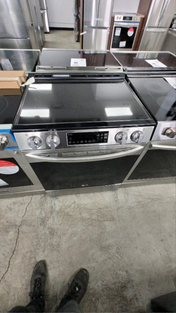 LSEL6331F - RANGES - LG - Electric - Stainless Steel - Open Box - Image 2