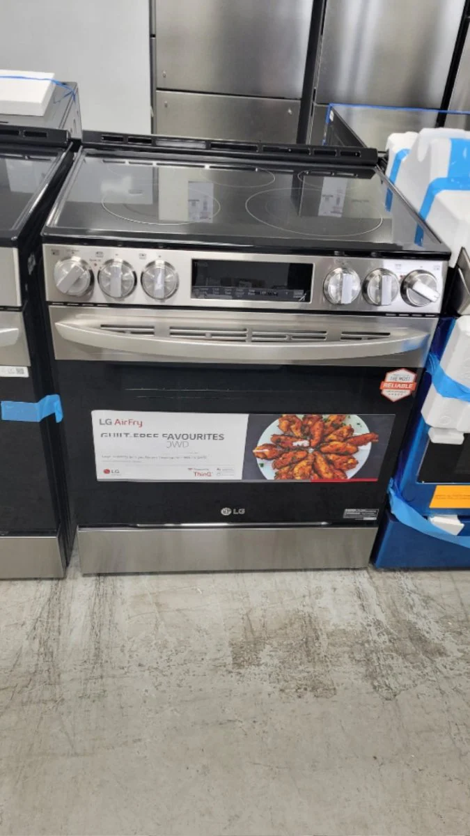 LSEL6333F - RANGES - LG - Electric - Stainless Steel - Open Box - Image 2