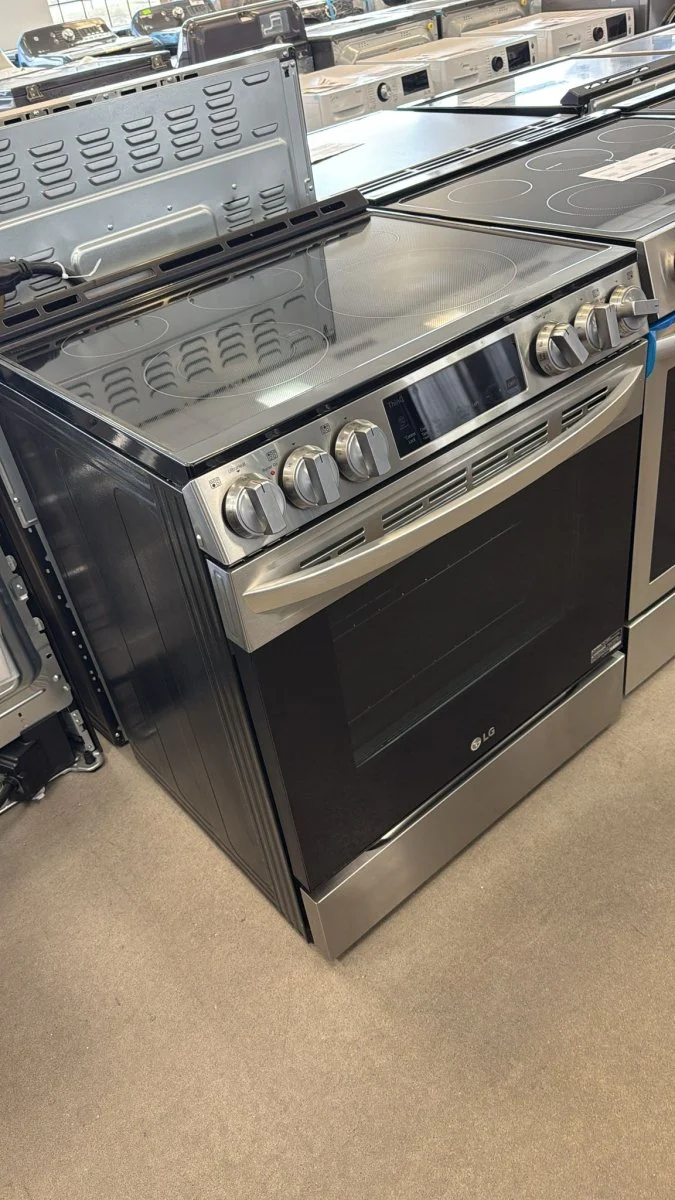 LSEL6333F - RANGES - LG - Electric - Stainless Steel - Open Box - Image 2