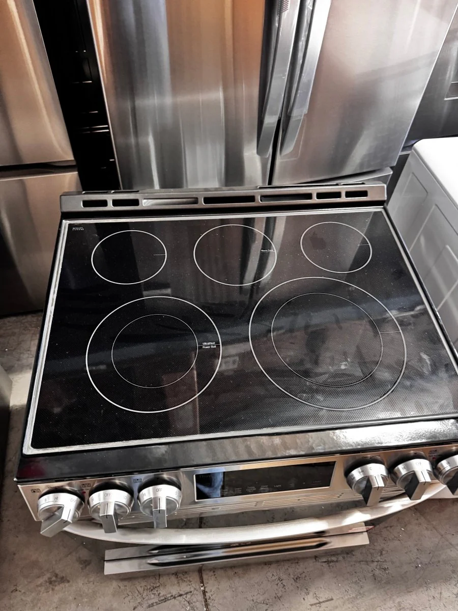 LSEL6333F - RANGES - LG - Electric - Stainless Steel - Open Box - Image 3