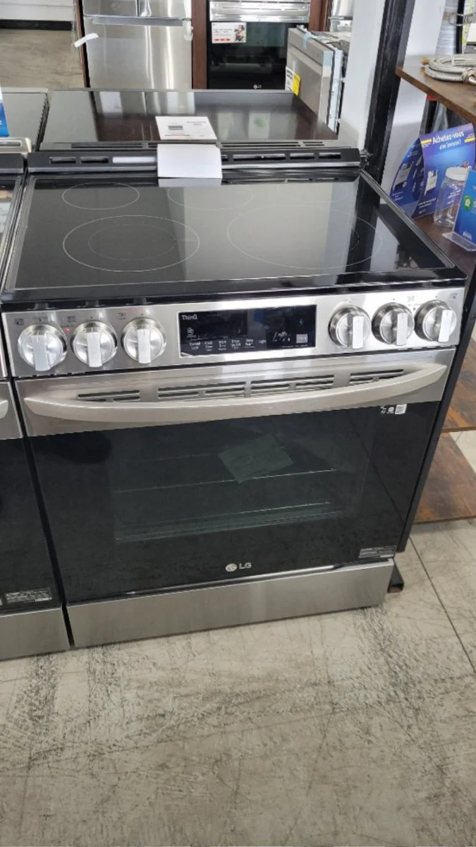 LSEL6333F - RANGES - LG - Electric - Stainless Steel - Open Box - Image 2