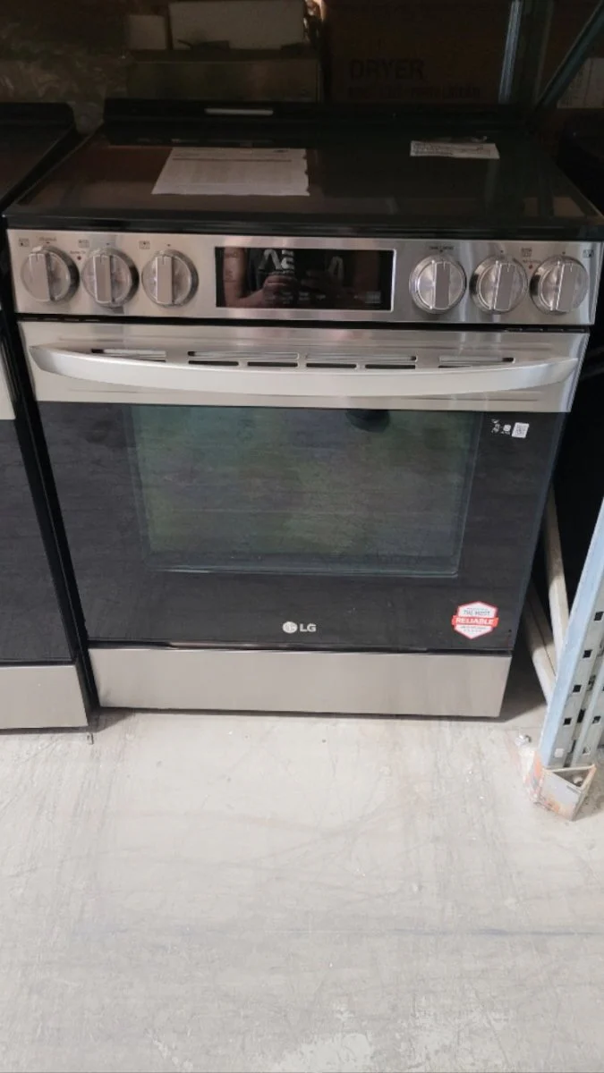 LSEL6333F - RANGES - LG - Electric - Stainless Steel - Open Box - Image 2