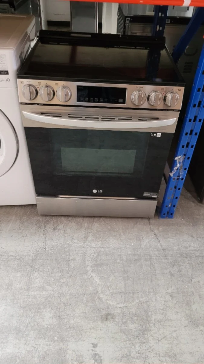 LSEL6333F - RANGES - LG - Electric - Stainless Steel - Open Box - Image 2