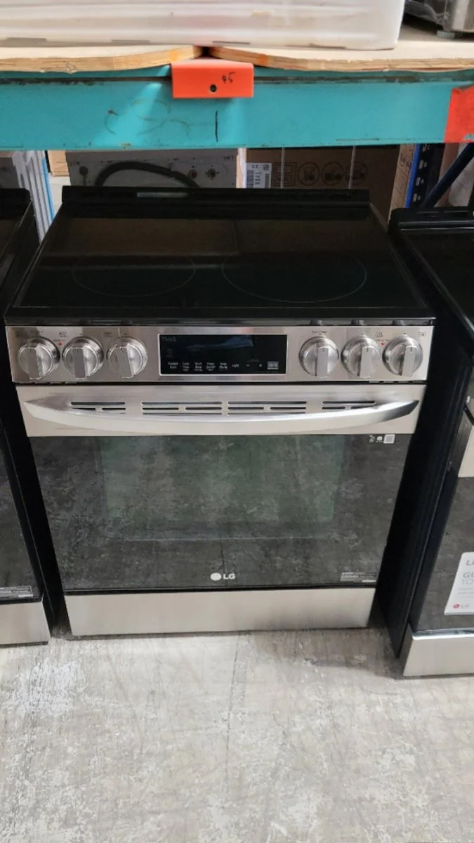 LSEL6333F - RANGES - LG - Electric - Stainless Steel - Open Box - Image 2