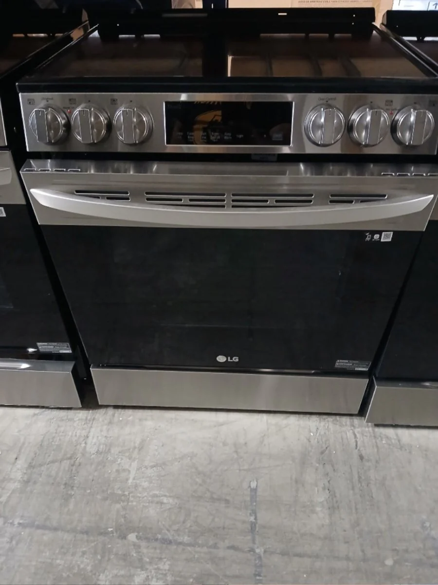 LSEL6333F - RANGES - LG - Electric - Stainless Steel - Open Box - Image 2
