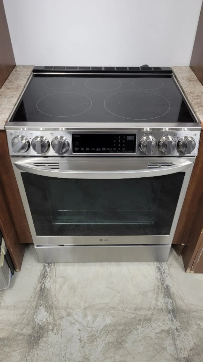 LSEL6335F - RANGES - LG - Electric - Stainless Steel - Open Box - Image 2