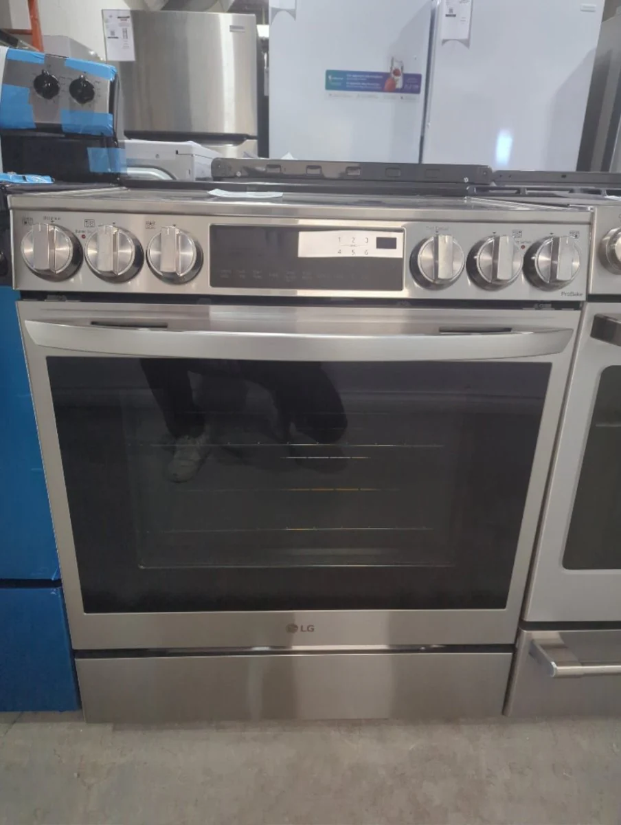 LSEL6335F - RANGES - LG - Electric - Stainless Steel - Open Box - Image 2