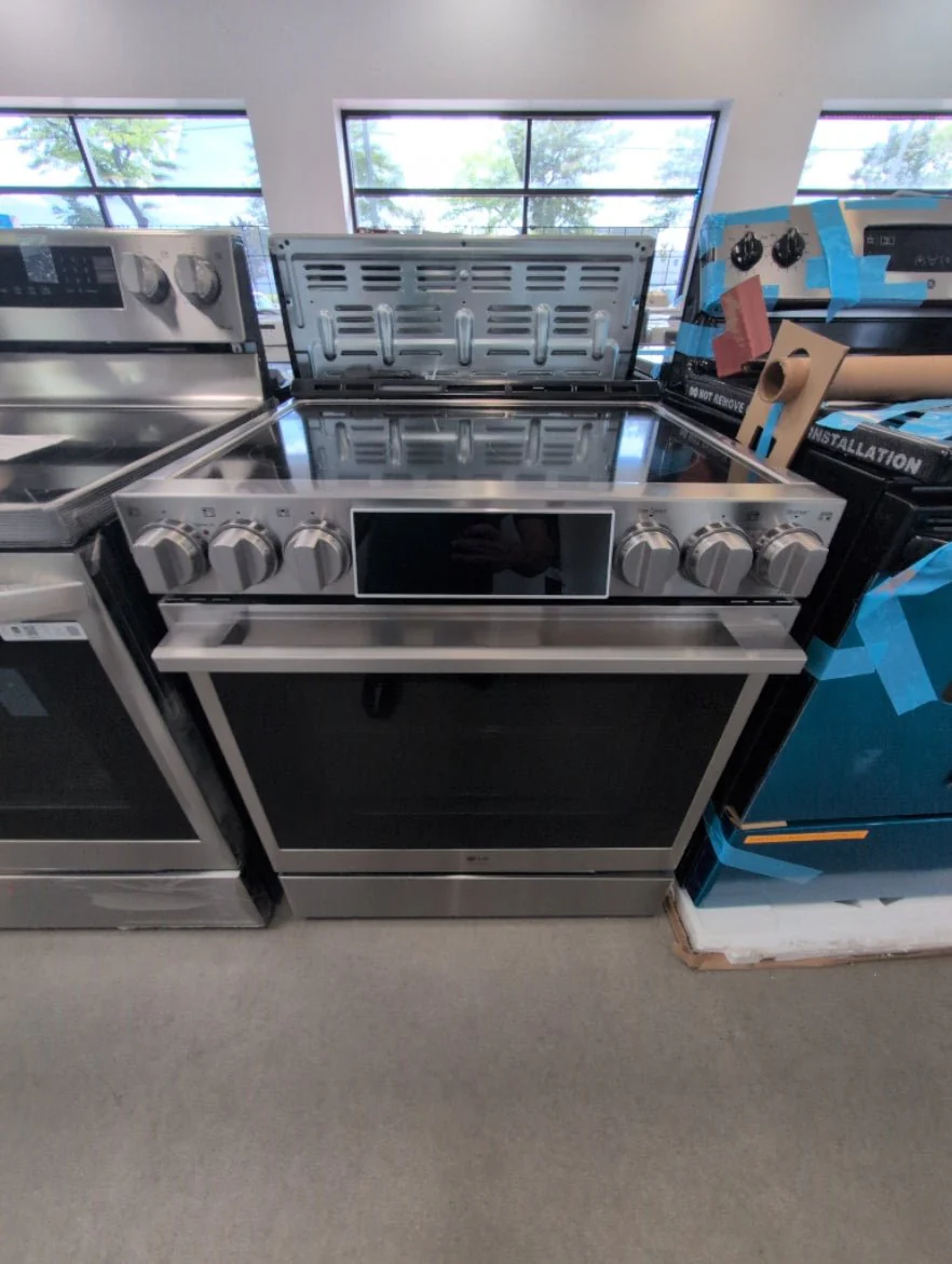 LSES6338F - RANGES - LG STUDIO - Electric - Stainless Steel - Open Box - Image 3