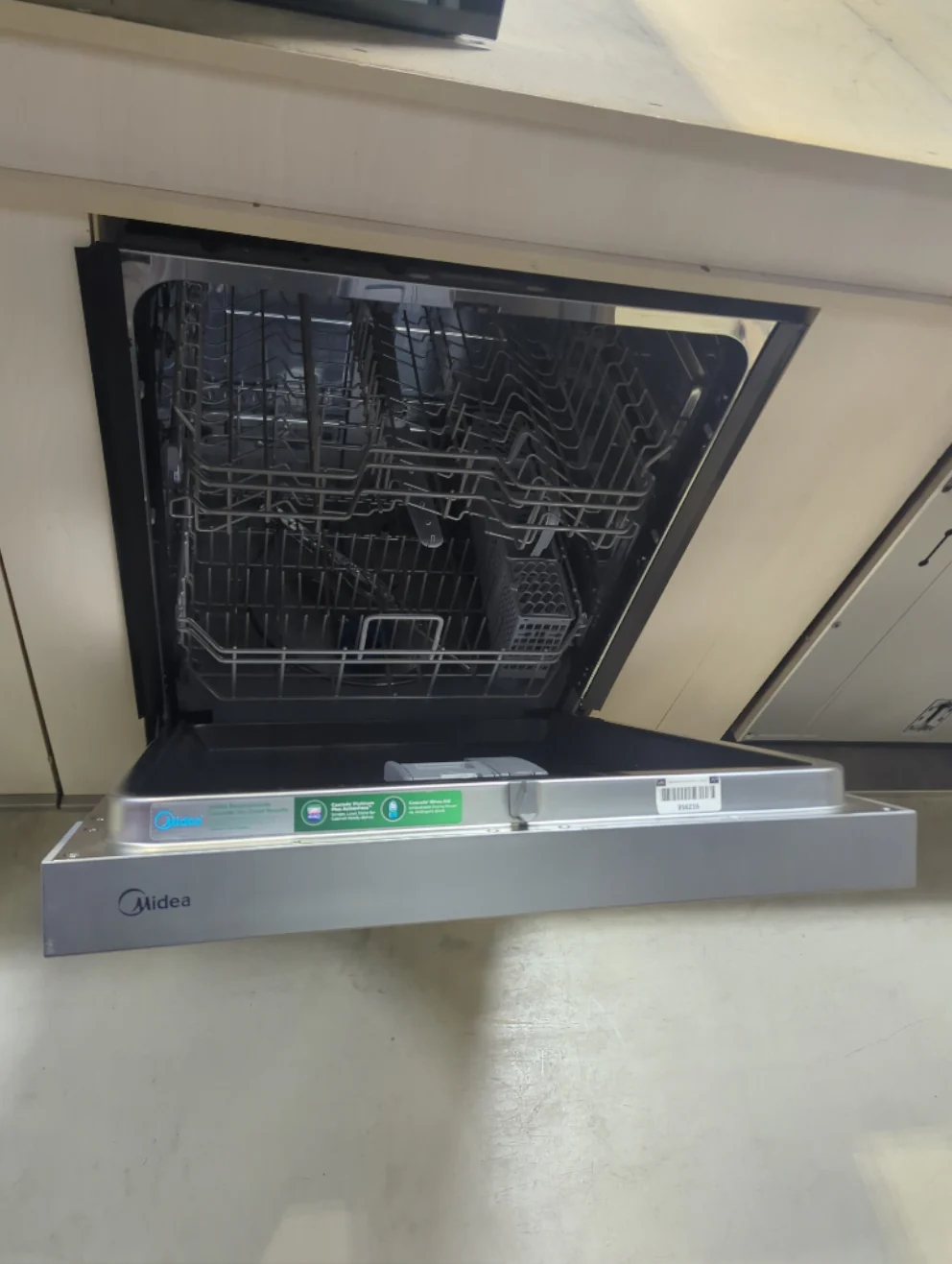 MDF24P1BST - DISHWASHERS - Midea - Front Controls - Stainless Steel - Open Box - Image 3