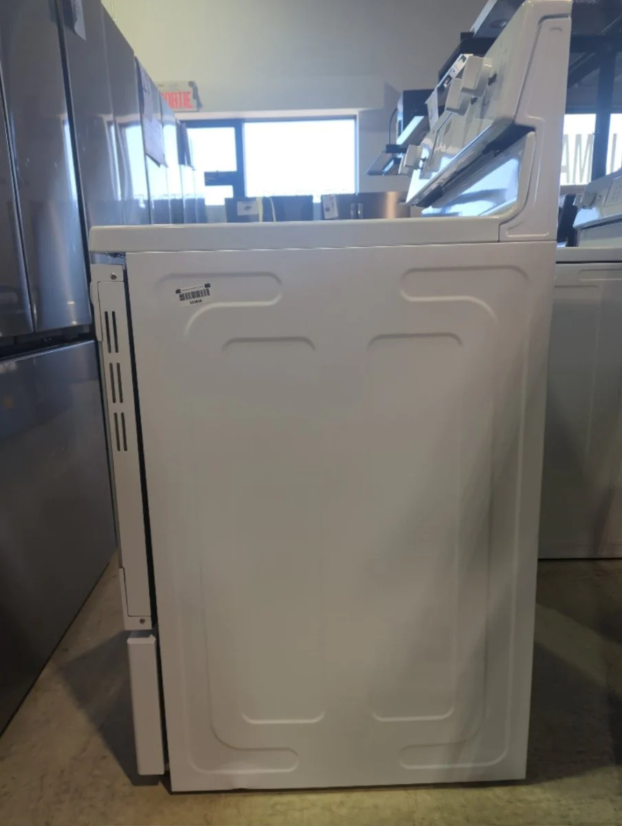 MER30B12AWW - RANGES - Midea - Electric - White - Open Box - Image 4