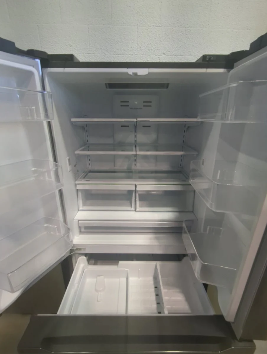 MRQ23BCAST - REFRIGERATORS - Midea - French 4-Door - Stainless Steel - Open Box - Image 3