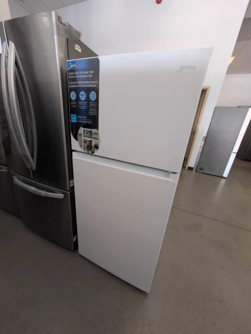 MRT14B3AWW - REFRIGERATORS - Midea - Top Freezer - White - Open Box - Image 2