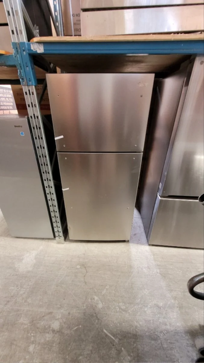 MRT18B2ASL - REFRIGERATORS - Midea - Top Freezer - Stainless Steel - Open Box - Image 2