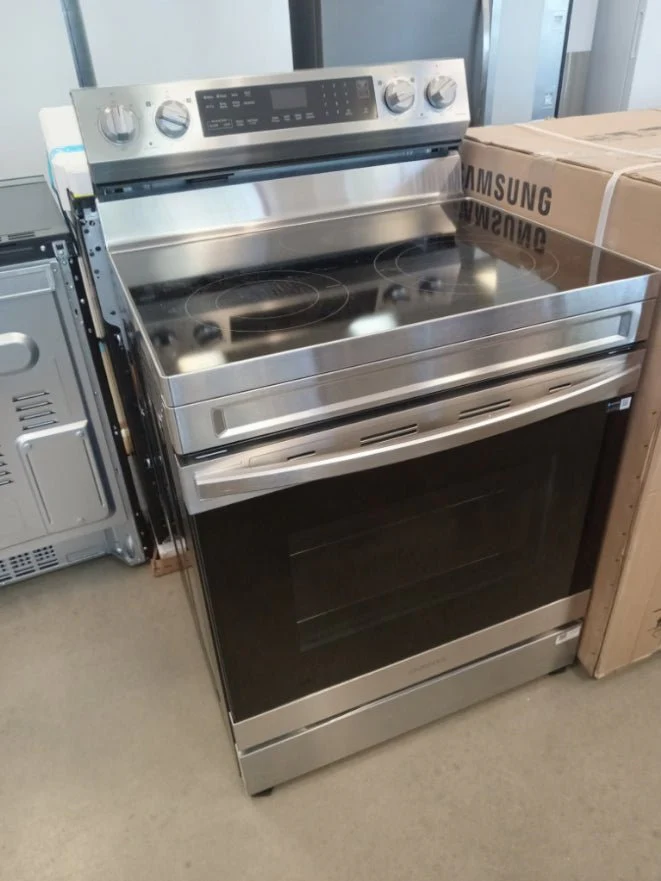 NE63A6511SS - RANGES - Samsung - Electric - Stainless Steel - Open Box - Image 2