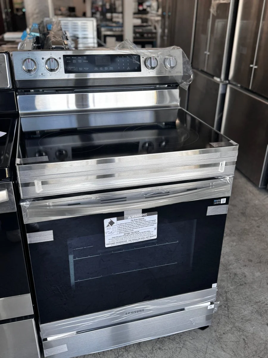 NE63A6511SS - RANGES - Samsung - Electric - Stainless Steel - Open Box - Image 2