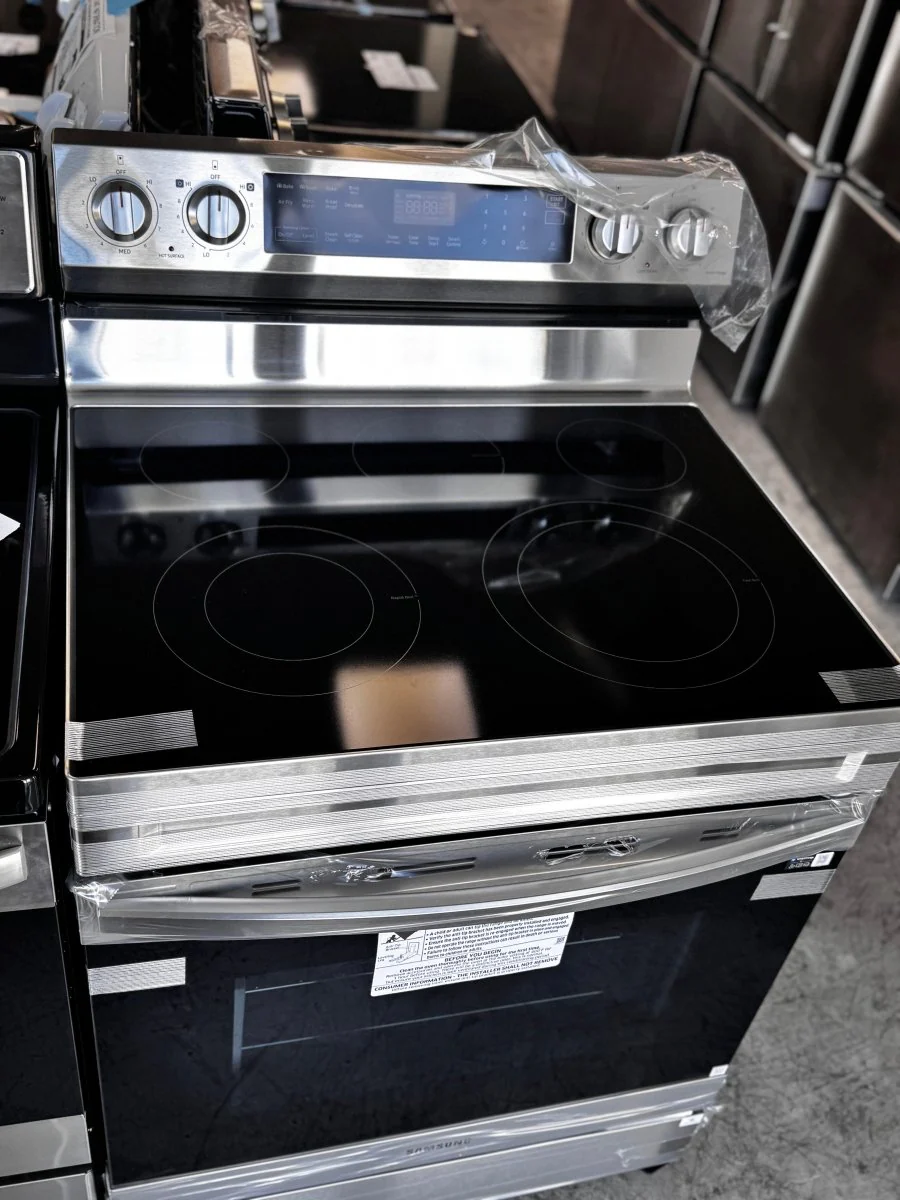 NE63A6511SS - RANGES - Samsung - Electric - Stainless Steel - Open Box - Image 3