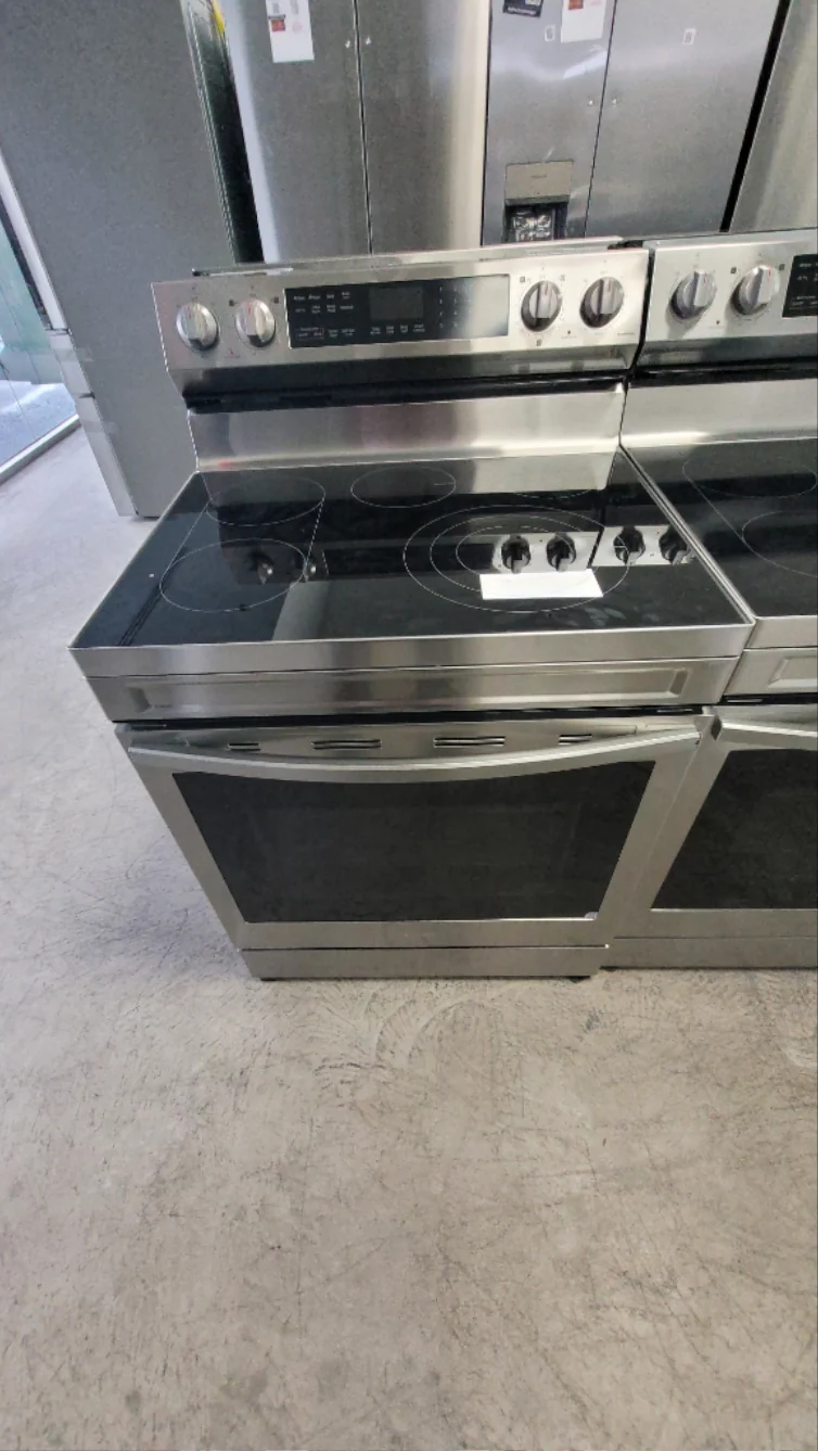 NE63A6711SS - RANGES - Samsung - Electric - Stainless Steel - Open Box - Image 2