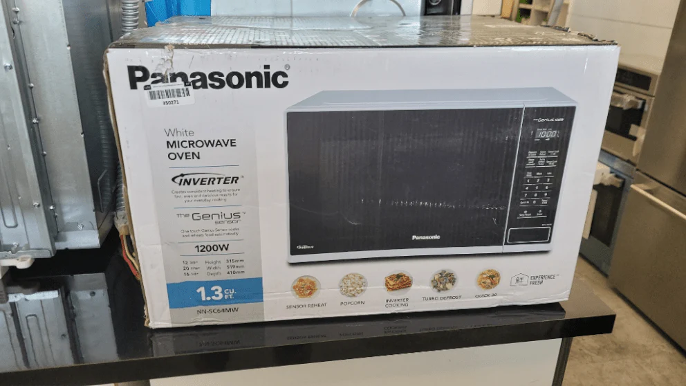 NNSC64MW - MICROWAVES OVENS - Panasonic - Countertop - White - Open Box - Image 2