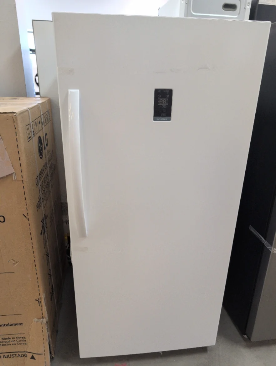 NS-UZ14WH0 - FREEZERS - Insignia - White - Open Box - Image 3