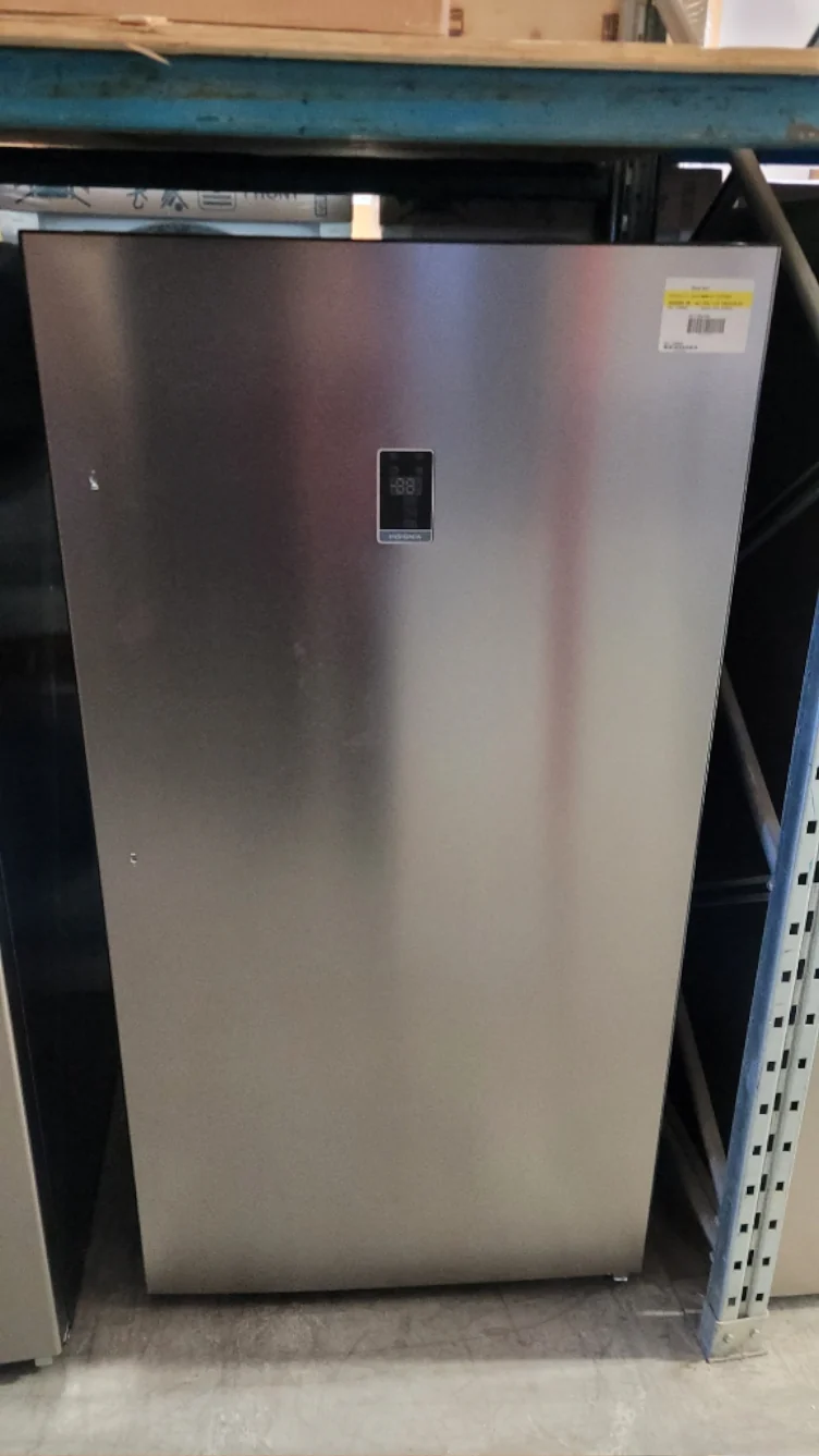 NS-UZ17SS0 - FREEZERS - Insignia - Stainless steel - Open Box - Image 2