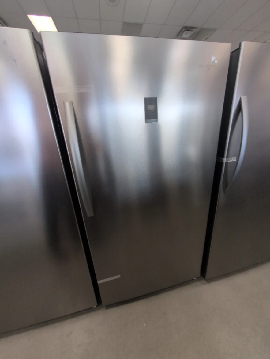 NS-UZ17SS0 - FREEZERS - Insignia - Stainless steel - Open Box - Image 2