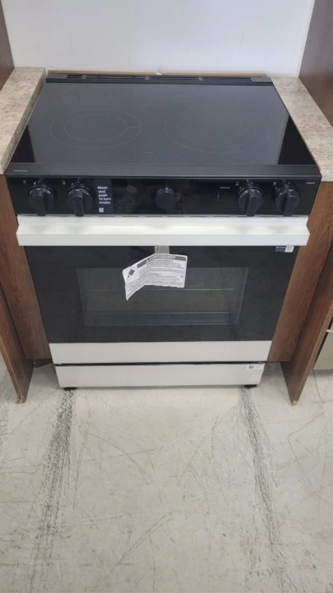 NSE6DB850012AC - RANGES - Samsung - Electric - Stainless Steel - Open Box - Image 2