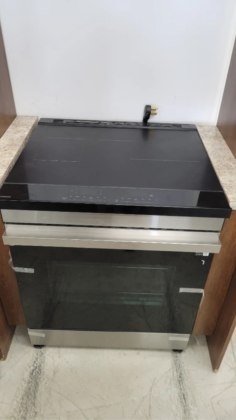 NSI6DG9300SR - RANGES - Samsung - Electric - Stainless Steel - Open Box - Image 2