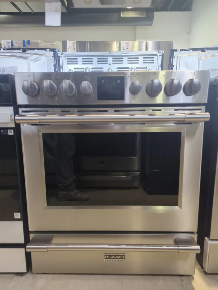 PCFE307CAF - RANGES - Frigidaire Professional - Electric - Stainless Steel - Open Box - Image 2