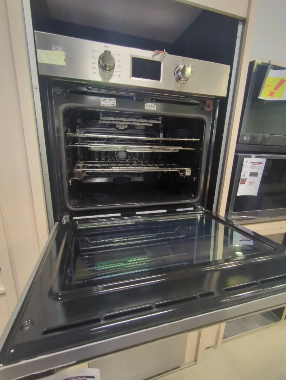 PCWS3080AF - WALL OVENS - Frigidaire Professional - Single Oven - Stainless Steel - Open Box - Image 3
