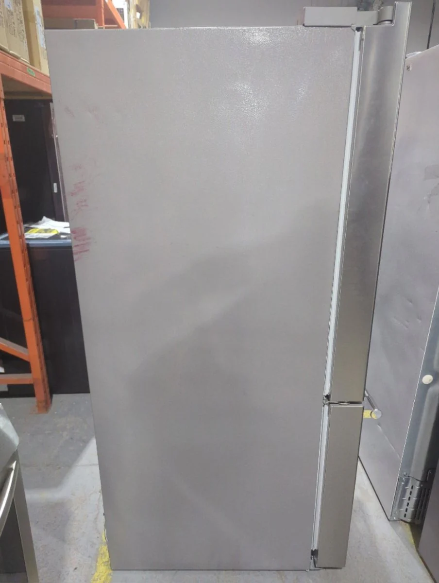 PRFS2883AF - REFRIGERATORS - Frigidaire Professional - French 3-Door - Stainless Steel - Open Box - Image 3