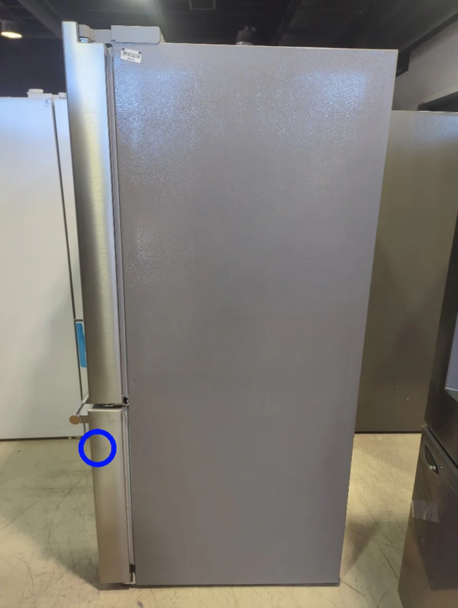 PRFS2883AF - REFRIGERATORS - Frigidaire Professional - French 3-Door - Stainless Steel - Open Box - Image 4