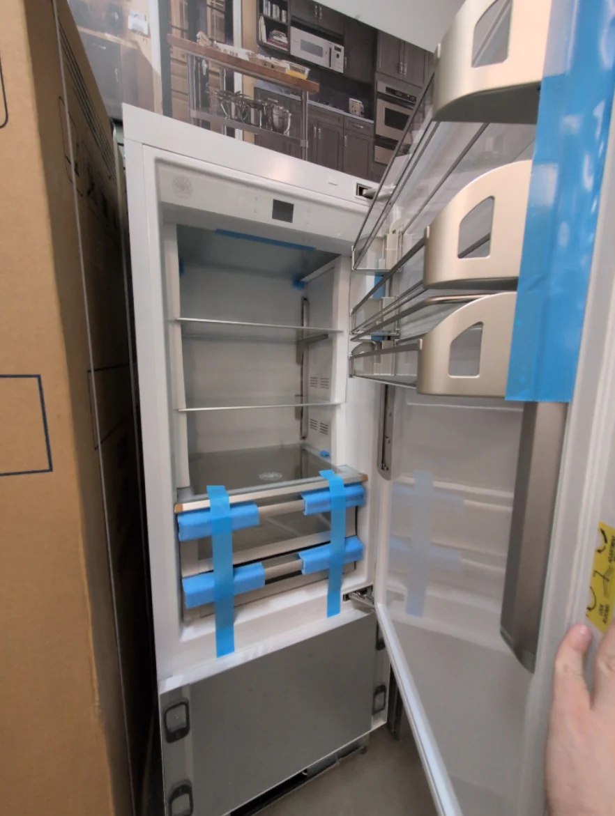 REF30BMBIPRT - REFRIGERATORS - Bertazzoni - Bottom Freezer - Panel Ready - Open Box - Image 2