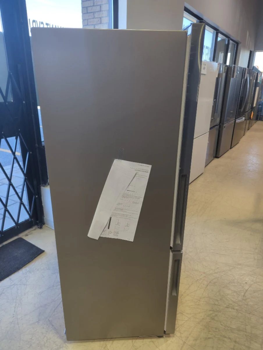RF170BRPX6-N - REFRIGERATORS - Fisher & Paykel - Bottom Freezer - Stainless Steel - Open Box - Image 4