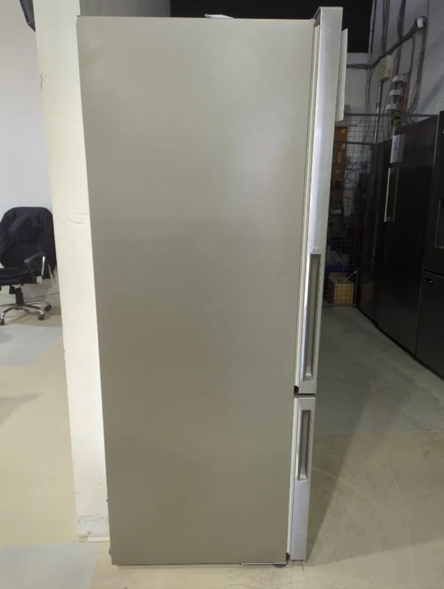 RF170BRPX6-N - REFRIGERATORS - Fisher & Paykel - Bottom Freezer - Stainless Steel - Open Box - Image 5