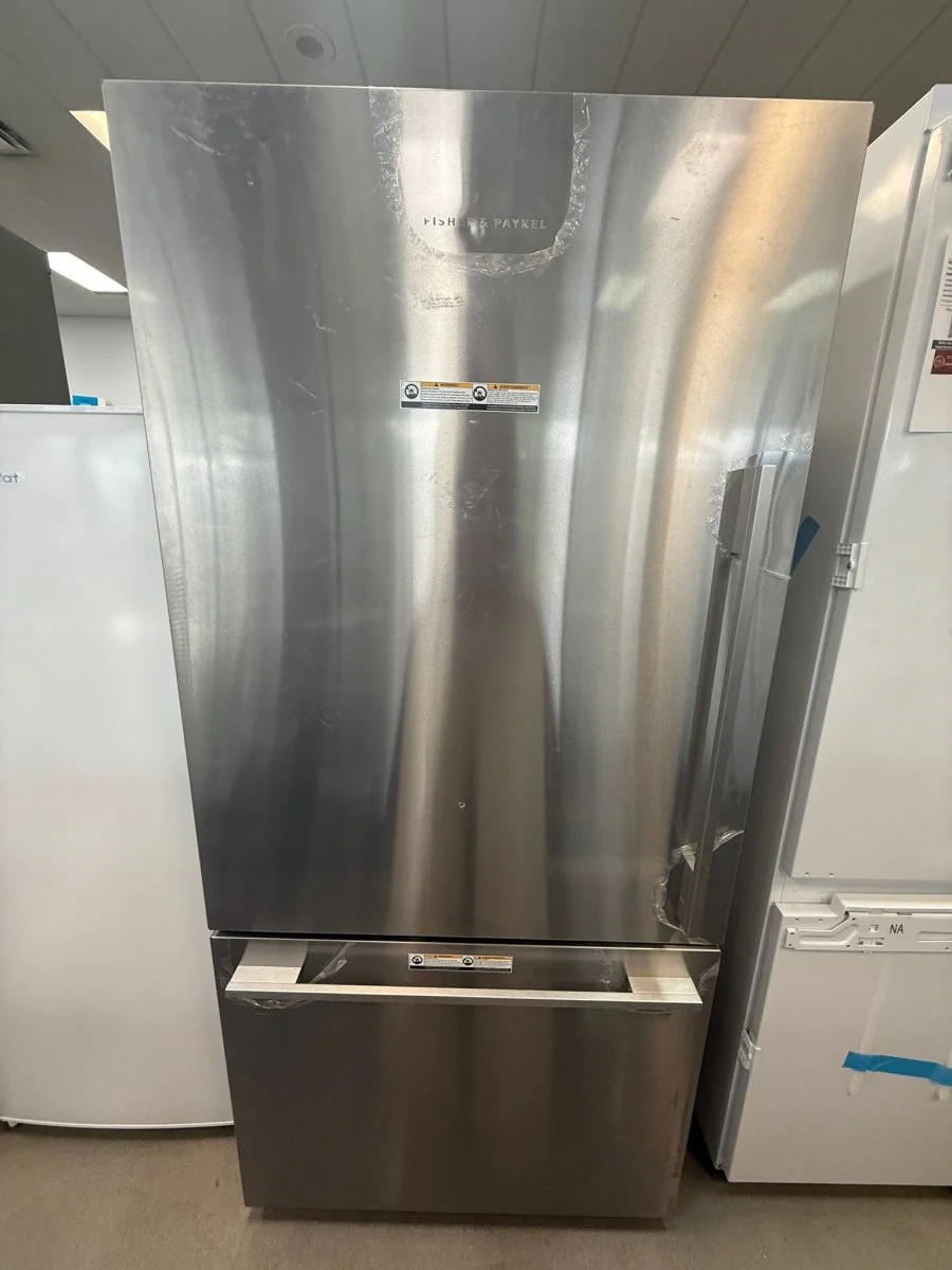 RF170WDLX5-N - REFRIGERATORS - Fisher & Paykel - Bottom Freezer - Stainless Steel - Open Box - Image 4