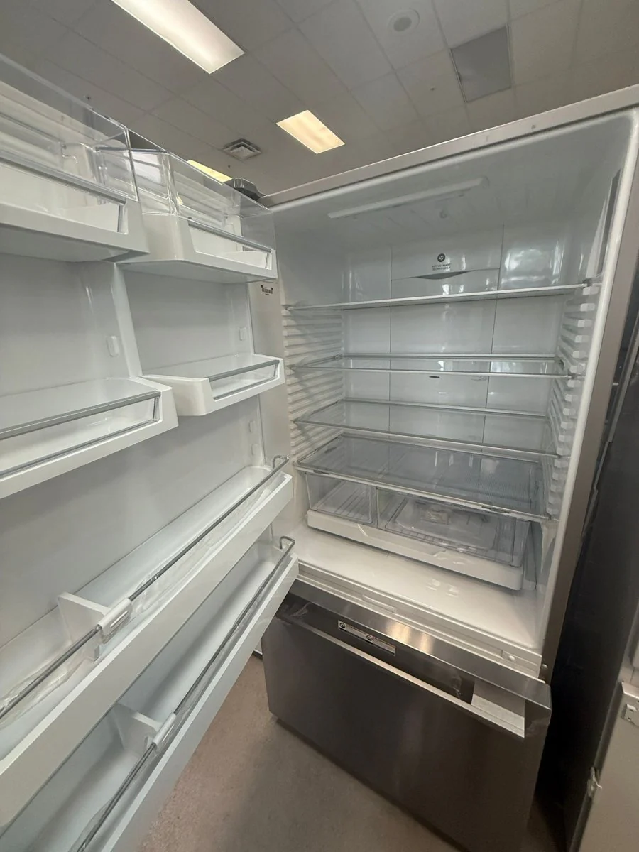 RF170WDLX5-N - REFRIGERATORS - Fisher & Paykel - Bottom Freezer - Stainless Steel - Open Box - Image 7