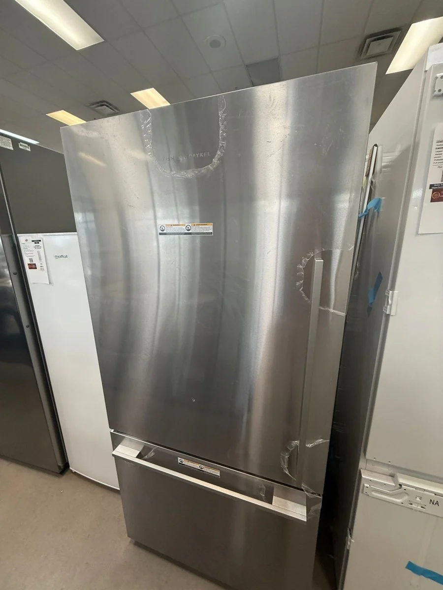 RF170WDLX5-N - REFRIGERATORS - Fisher & Paykel - Bottom Freezer - Stainless Steel - Open Box - Image 8