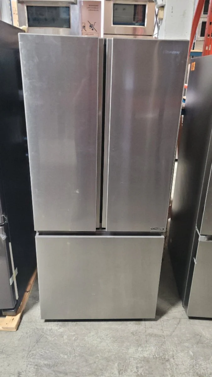 RF210N6ASE - REFRIGERATORS - Hisense - French 3-Door - Stainless Steel - Open Box - Image 2