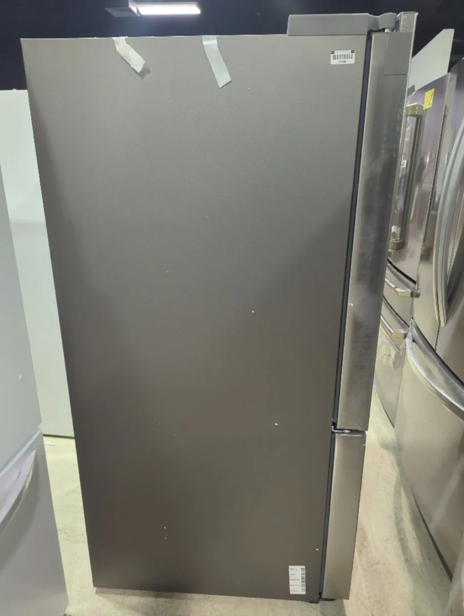 RF22A4111SR - REFRIGERATORS - Samsung - French 3-Door - Stainless Steel - Open Box - Image 3