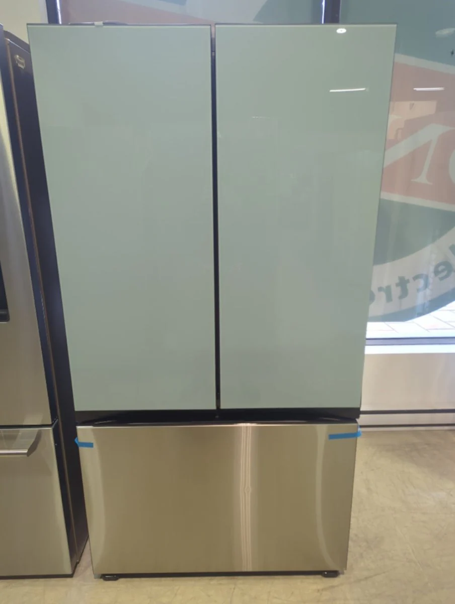 RF24BB6200QL - REFRIGERATORS - Samsung - French 3-Door - Stainless Steel - Open Box - Image 2
