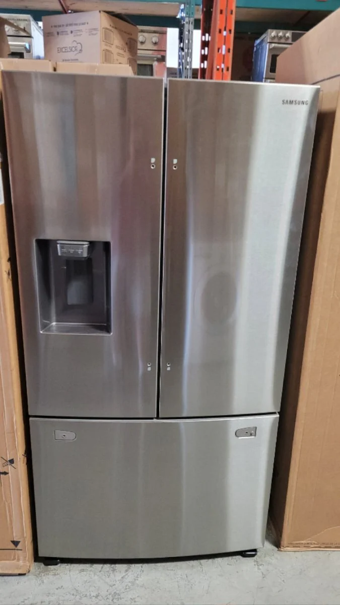 RF27T5201SR - REFRIGERATORS - Samsung - French 3-Door - Stainless Steel - Open Box - Image 3