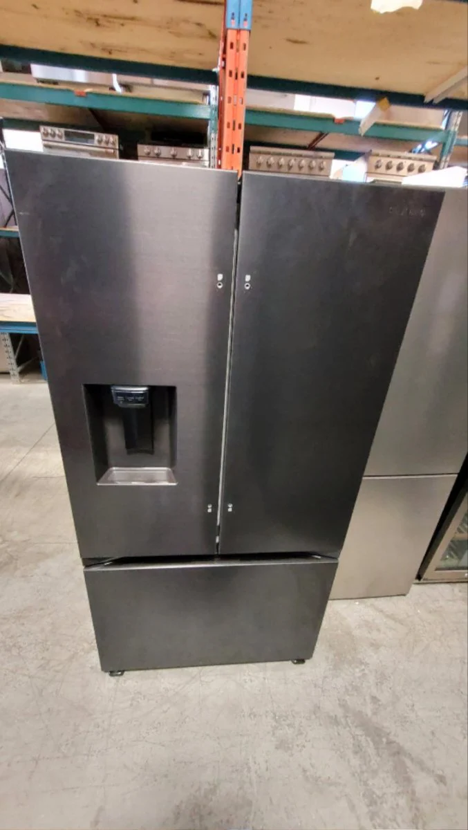 RF32CG5400MT - REFRIGERATORS - Samsung - French 3-Door - Black Stainless - Open Box - Image 2