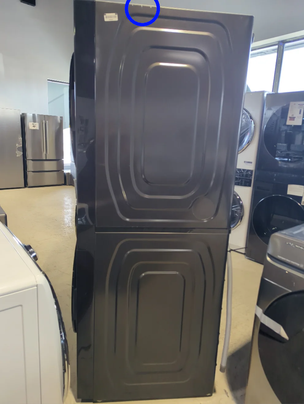WH46DBH100EV - LAUNDRY CENTERS - Samsung - Stacked Washer/Dryer - Electric - Black Stainless Steel - Open Box - Image 3